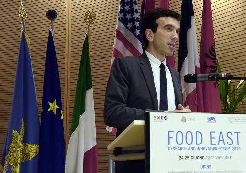 Maurizio Martina (Ministro Politiche agricole, alimentari e forestali) al Food East Research and Innovation Forum 2015 - Udine 25/06/2015