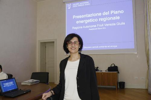 Sara Vito (Assessore regionale Ambiente ed Energia) alla presentazione del Piano Energetico Regionale (P.E.R.) - Trieste 01/07/2015