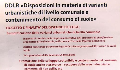 Presentazione del disegno di legge regionale "Disposizioni in materia di varianti urbanistiche di livello comunale e contenimento del consumo di suolo" al direttivo dell'ANCI del FVG - Udine 01/07/2015