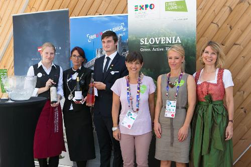 Debora Serracchiani (Presidente Regione Friuli Venezia Giulia) al Padiglione Slovenia a EXPO 2015 - Milano 04/07/2015