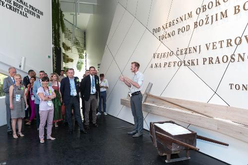 Debora Serracchiani (Presidente Regione Friuli Venezia Giulia), Sergio Bolzonello (Vicepresidente Regione FVG e assessore Attività produttive, Cooperazione e Turismo) e Cristiano Shaurli (Assessore regionale Risorse agricole e forestali) al Padiglione Slovenia a EXPO 2015 - Milano 04/07/2015