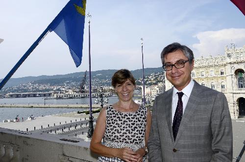 Francesco Peroni (Assessore regionale Finanze) con Catherine Colonna (ambasciatrice Francia in Italia) – Trieste 06/07/2015
