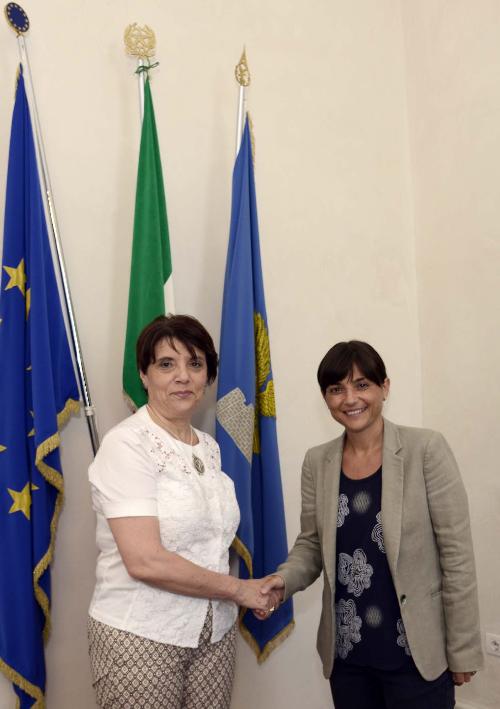 Debora Serracchiani (Presidente Friuli Venezia Giulia) con Maria Rosaria Laganà (prefetto Pordenone) – Trieste 14/07/2015