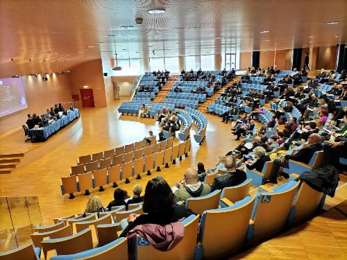 Il seminario sulla Violenza di genere all'auditorium Comelli della sede della Regione a Udine