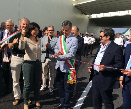 Mariagrazia Santoro (Assessore regionale Infrastrutture e Mobilità) all'inaugurazione dei lavori del II lotto della Variante alla strada regionale 352 "di Grado" - Cervignano del Friuli 28/07/2015