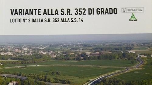 Pannello per l'inaugurazione dei lavori del II lotto della Variante alla strada regionale 352 "di Grado", nella Sala del Consiglio comunale - Cervignano del Friuli 28/07/2015