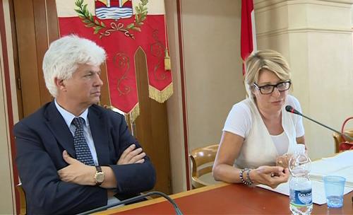 Claudio Pedrotti (Sindaco pordenone) e Maria Sandra Telesca (Assessore regionale Salute, Integrazione socio-sanitaria, Politiche sociali e Famiglia) - Pordenone 08/07/2015