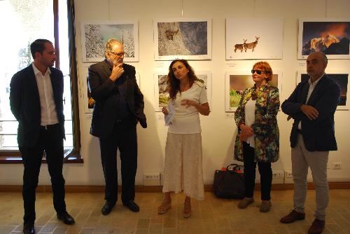 Cristiano Shaurli (Assessore regionale Risorse agricole e forestali), Piero Colussi (Sovrintendente Villa Manin di Passariano), Rita Auriemma (Direttore Istituto Regionale Patrimonio Culturale FVG), Lili Soldatich (Curatrice Esposizione) e Antonio Giusa (Direttore Villa Manin) all'inaugurazione della terza edizione di "Nel Giardino del doge Manin" - Villa Manin di Passariano 12/09/2015