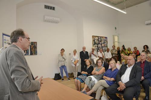 Gianni Torrenti (Assessore regionale Cultura) all'inaugurazione delle sale dedicate allo scomparso artista sloveno Bogdan Grom, al piano terra di Palazzo Galatti - Trieste 19/09/2015