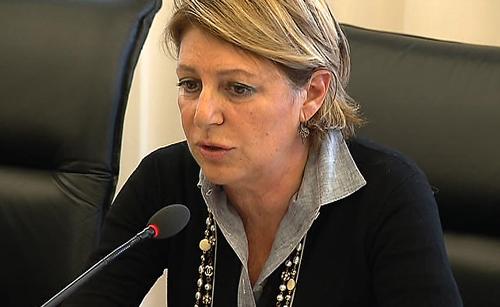 Maria Sandra Telesca (Assessore regionale Salute) interviene sul Piano dell'emergenza/urgenza nel corso della riunione della III Commissione, in Consiglio regionale - Trieste 05/10/2015