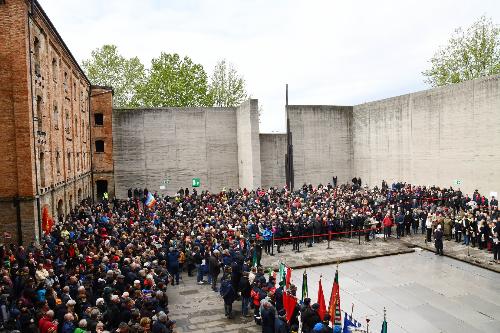 Un momento della celebrazione del 25 aprile nella Risiera di San Sabba a Trieste