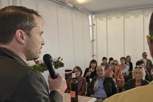 Cristiano Shaurli (Assessore regionale Risorse agricole e forestali) nello stand dell'ERSA al Villaggio Barcolana - Trieste 09/10/2015