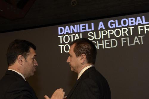 Franco Iacop (Presidente Consiglio regionale) ed Ettore Rosato (Deputato) alla presentazione del Bilancio 2014-2015 del Gruppo Danieli - Buttrio 17/10/2015