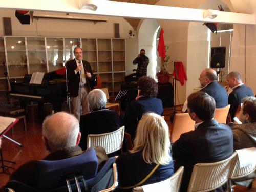 Gianni Torrenti (Assessore regionale Cultura) all'inaugurazione della mostra "Partigiani di un'altra Europa" del fotografo Danilo De Marco, a Palazzo Gopcevich - Trieste 25/10/2015