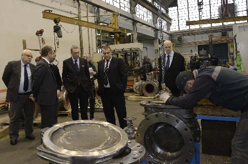 Sergio Bolzonello (Vicepresidente Regione FVG e assessore Attività produttive) visita lo stabilimento della Orion Steel Valves S.p.A. - Trieste 18/11/2015