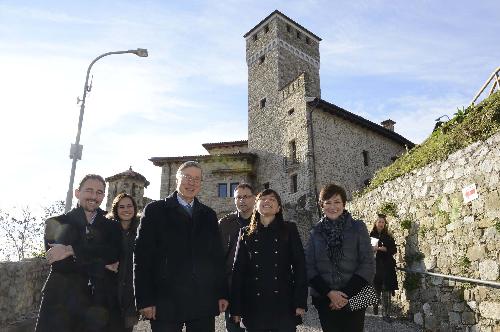 Aldo Daici (Sindaco Artegna) e Debora Serracchiani (Presidente Regione Friuli Venezia Giulia) durante la visita al Castello - Artegna 28/11/2015