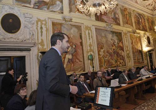 Cristiano Shaurli (Assessore regionale Risorse agricole e forestali) alla prima riunione del Comitato di sorveglianza del Programma di Sviluppo Rurale (PSR) 2014-2020 del Friuli Venezia Giulia, a Palazzo Belgrado sede della Provincia - Udine 10/12/2015 