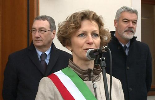 Sergio Bolzonello (Vicepresidente Regione FVG), Lavinia Clarotto (Sindaco Casarsa) e Paolo Panontin (Assessore regionale Autonomie locali) all'inaugurazione dei lavori di riqualificazione del Palazzo Burovich de Zmajevich, sede del Comune - Casarsa della Delizia 12/12/2015