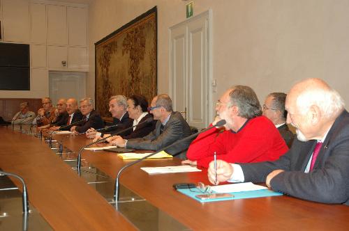 Primari di Pediatria e di Ostetricia e Ginecologia della regione al Tavolo dell'incontro con Debora Serracchiani (Presidente Regione Friuli Venezia Giulia) e Maria Sandra Telesca (Assessore regionale Salute) - Trieste 15/01/2016