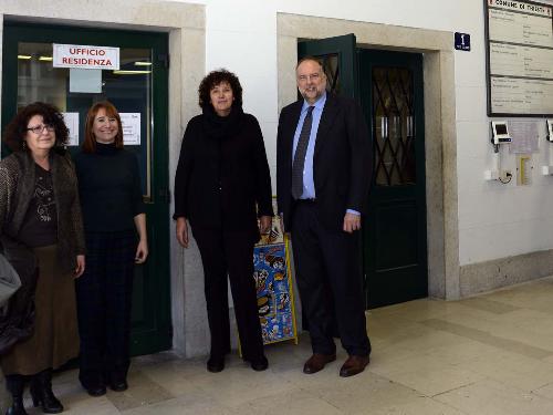 Adele Pino (Assessore Politiche attive Lavoro Provincia Trieste), Antonella Grim (Assessore Educazione Comune Trieste), Loredana Panariti (Assessore regionale Pari Opportunità e Politiche giovanili) e Roberto Cosolini (Sindaco Trieste) all'inaugurazione dello "Sportello Info Servizi Educativi 0/3 anni - Baby Sitter - Si.Con.Te Conciliatempo" inaugurato oggi nel Palazzo dell'Anagrafe del Comune - Trieste 19/01/2016