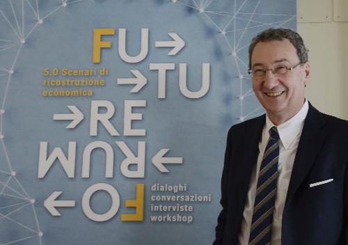 Sergio Bolzonello (Vicepresidente Regione FVG e assessore Attività produttive) all'appuntamento "10 parole chiave per la ricostruzione economica" di Future Forum - Udine 05/02/2016