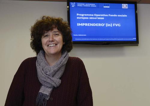 Loredana Panariti (Assessore regionale Lavoro, Formazione, Istruzione, Pari Opportunità, Politiche giovanili, Ricerca e Università) alla presentazione del Progetto "Imprenderò [in] FVG" (quinta edizione del Progetto Imprenderò) del POR FSE 2014-2020 - Udine 17/02/2016