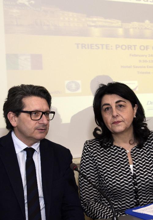 Zeno D'Agostino (Commissario Autorità Portuale Trieste) e Mariagrazia Santoro (Assessore regionale Infrastrutture e Territorio) al convegno "Italian-Iranian business relations. Trieste: Port of opportunities", al Savoia Excelsior Palace - Trieste 24/02/2016