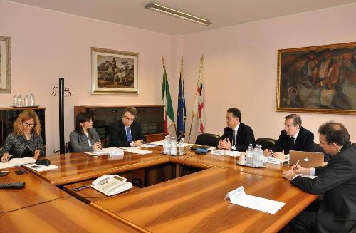 Debora Serracchiani (Presidente Regione Friuli Venezia Giulia) alla riunione di coordinamento delle Regioni a Statuto speciale e delle Province autonome, nella sede della Regione Sardegna - Roma 25/02/2016