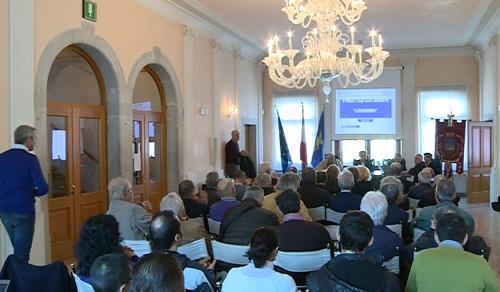 L'incontro "Il Friuli negli anni 2000-2015. L'economia" organizzato dalla CISL di Udine, nel Salone d'onore del Municipio - Palmanova 24/03/2016