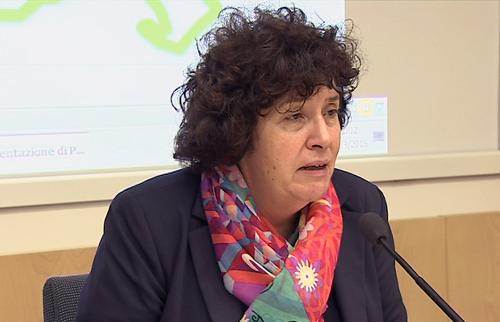 Loredana Panariti (Assessore regionale Lavoro, Formazione, Istruzione, Pari Opportunità, Politiche giovanili, Ricerca e Università) all'incontro "Dalla parte delle Imprese. Le opportunità di crescita e di sviluppo in Friuli Venezia Giulia" nella Conference Hall del Centro Congressi di AREA Science Park - Padriciano (TS) 07/04/2016