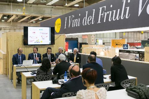 Cristiano Shaurli (Assessore regionale Risorse agricole e forestali) alla presentazione di "Italy is Eataly" nello stand del Friuli Venezia Giulia al 50° Vinitaly - Verona 10/04/2016