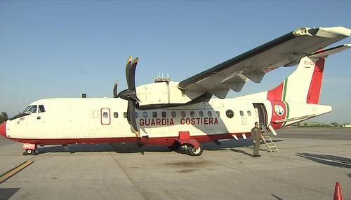 Velivolo ATR42 della Guardia Costiera per i sorvoli di telerilevamento di tetti e coperture in amianto - Ronchi dei Legionari 12/04/2016
