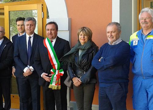 Cristiano Tiussi (Sindaco Bagnaria Arsa) e Maria Sandra Telesca (Assessore regionale Salute, Integrazione socio-sanitaria, Politiche sociali e Famiglia) all'inaugurazione dell'intervento di ristrutturazione di parte del complesso del patrimonio immobiliare Dal Dan - Bagnaria Arsa 16/04/2016