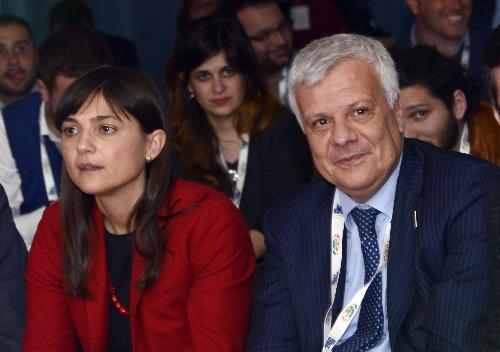 Debora Serracchiani (Presidente Regione Friuli Venezia Giulia) e Gian Luca Galletti (Ministro Ambiente e Tutela Territorio e Mare) alla settima assemblea nazionale ANCI Giovani, sul tema "La Città che vorrei", alla Stazione Marittima - Trieste 15/04/2016