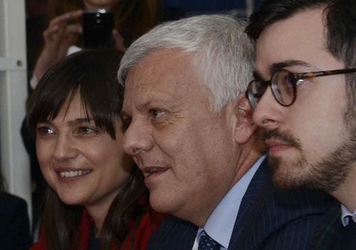 Debora Serracchiani (Presidente Regione Friuli Venezia Giulia) e Gian Luca Galletti (Ministro Ambiente e Tutela Territorio e Mare) alla settima assemblea nazionale ANCI Giovani, sul tema "La Città che vorrei", alla Stazione Marittima - Trieste 15/04/2016