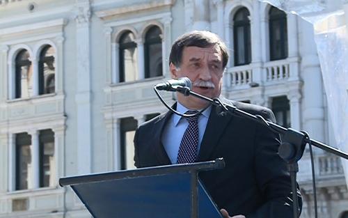 Domenico Rossi (Sottosegretario Difesa) alla cerimonia di lettura dei nomi dei Caduti nella Grande Guerra, in piazza Unità d'Italia - Trieste 16/04/2016