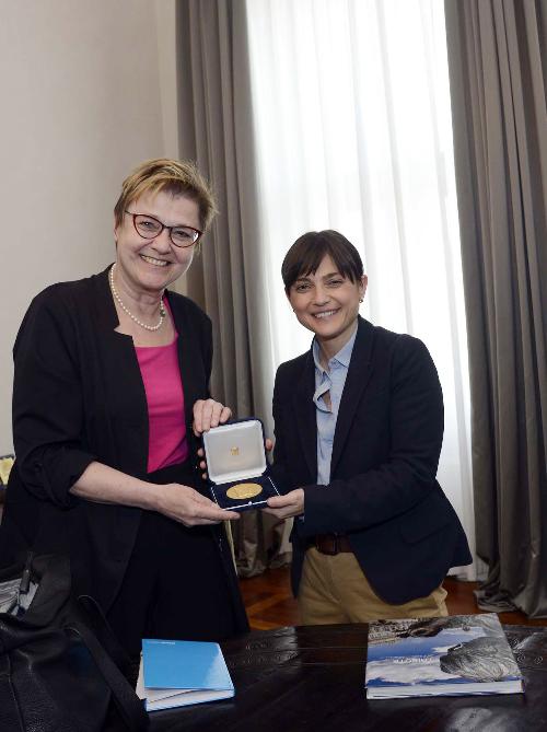 Jutta Wolke (Console generale Germania a Milano) e Debora Serracchiani (Presidente Regione Friuli Venezia Giulia) - Trieste 18/04/2016