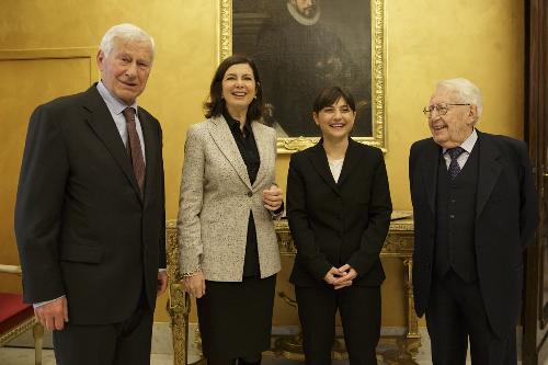 Diego Carpenedo (Ex senatore), Laura Boldrini (Presidente Camera Deputati), Debora Serracchiani (Presidente Regione Friuli Venezia Giulia) e Giuseppe Zamberletti (Ex commissario ricostruzione) alla presentazione del documentario "Resurî 1976-2016. 40 anni dal terremoto in Friuli" nella Sala della Regina a Palazzo Montecitorio - Roma 03/05/2016 (Foto Federica Agamennoni Cerimoniale Camera Deputati)