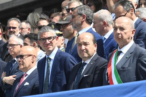 L'assessore regionale alla Sicurezza Pierpaolo Roberti (secondo da sinistra) al giuramento del 225° Corso di Formazione per Allievi Agenti della Polizia di Stato, svoltosi alla Scuola di Polizia Vincenzo Raiola di Trieste.