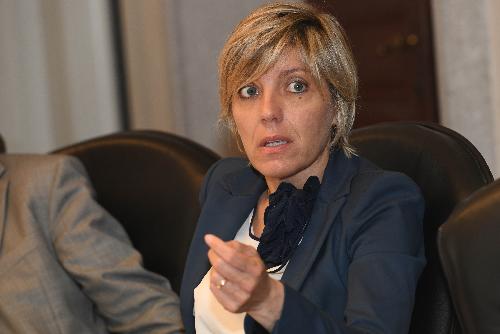 L'assessore Barbara Zilli durante la riunione di Giunta