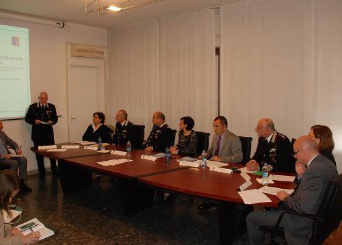 Firma del Protocollo d'intesa tra Agenzia Regionale per la Protezione dell'Ambiente (ARPA FVG) e Carabinieri, per sinergie su argomenti di reciproco interesse in materie ambientali, nella sede del Comando Legione Carabinieri Friuli Venezia Giulia - Udine 24/05/2016 (Foto Comando Carabinieri FVG)