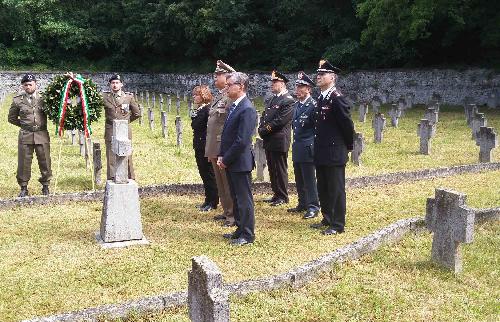 Cerimonia in memoria dei Caduti della Grande Guerra (iniziativa "L'Esercito combatte" organizzata dall'Esercito Italiano) - Cimitero Austroungarico di Prosecco (TS) 24/05/2016