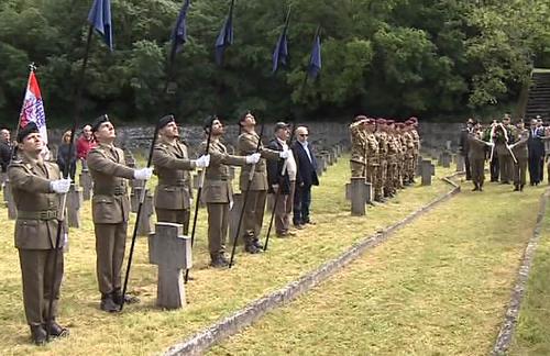 Cerimonia in memoria dei Caduti della Grande Guerra (iniziativa "L'Esercito combatte" organizzata dall'Esercito Italiano) - Cimitero Austroungarico di Prosecco (TS) 24/05/2016