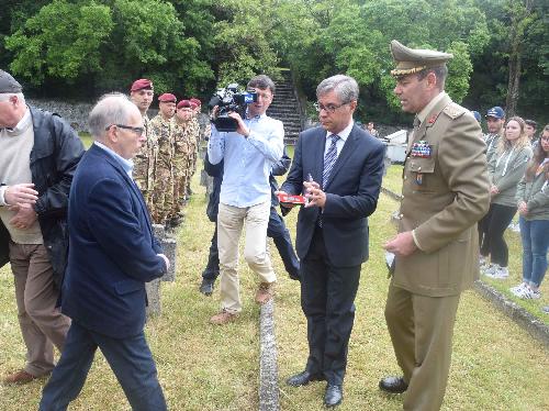 Cerimonia in memoria dei Caduti della Grande Guerra (iniziativa "L'Esercito combatte" organizzata dall'Esercito Italiano) - Cimitero Austroungarico di Prosecco (TS) 24/05/2016 (Foto CME Friuli Venezia Giulia)