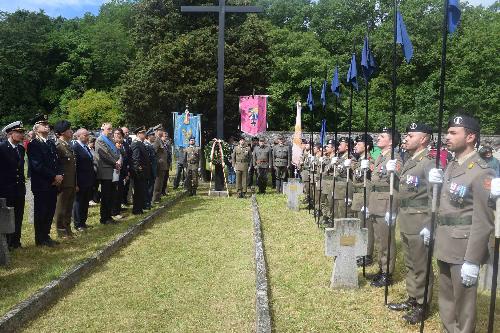 Cerimonia in memoria dei Caduti della Grande Guerra (iniziativa "L'Esercito combatte" organizzata dall'Esercito Italiano) - Cimitero Austroungarico di Prosecco (TS) 24/05/2016 (Foto CME Friuli Venezia Giulia)