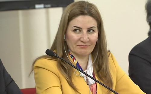 Vian Dakhil Saeed (Deputata Parlamento federale iracheno) al convegno sui progetti di Cooperazione internazionale in corso a favore della Comunità Yazidi, al Polo universitario - Gorizia 27/05/2016