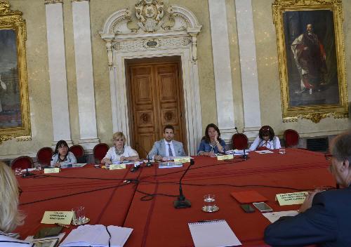 Incontro promosso da Gianni Torrenti (Assessore Cultura Friuli Venezia Giulia e coordinatore Commissione Cultura Conferenza Regioni) con gli assessori regionali alla Cultura di Liguria, Toscana, Veneto, Sardegna e Piemonte - Trieste 28/05/2016