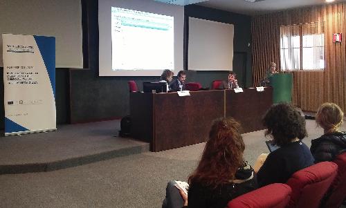 Quinto e ultimo incontro di presentazione del POR FESR 2014-2020, dedicato a "Investimenti a favore della crescita e dell'occupazione del Friuli Venezia Giulia / Le opportunità offerte dai Bandi dell'Asse 1 (Rafforzare la ricerca, lo sviluppo tecnologico e l'innovazione)" - Amaro 31/05/2016