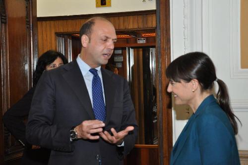 Angelino Alfano (Ministro Interno) e Debora Serracchiani (Presidente Regione Friuli Venezia Giulia) - Roma 31/05/2016