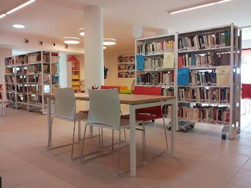Interni della Biblioteca comunale di Reana del Rojale - Reana del Rojale (UD) 11/06/2016